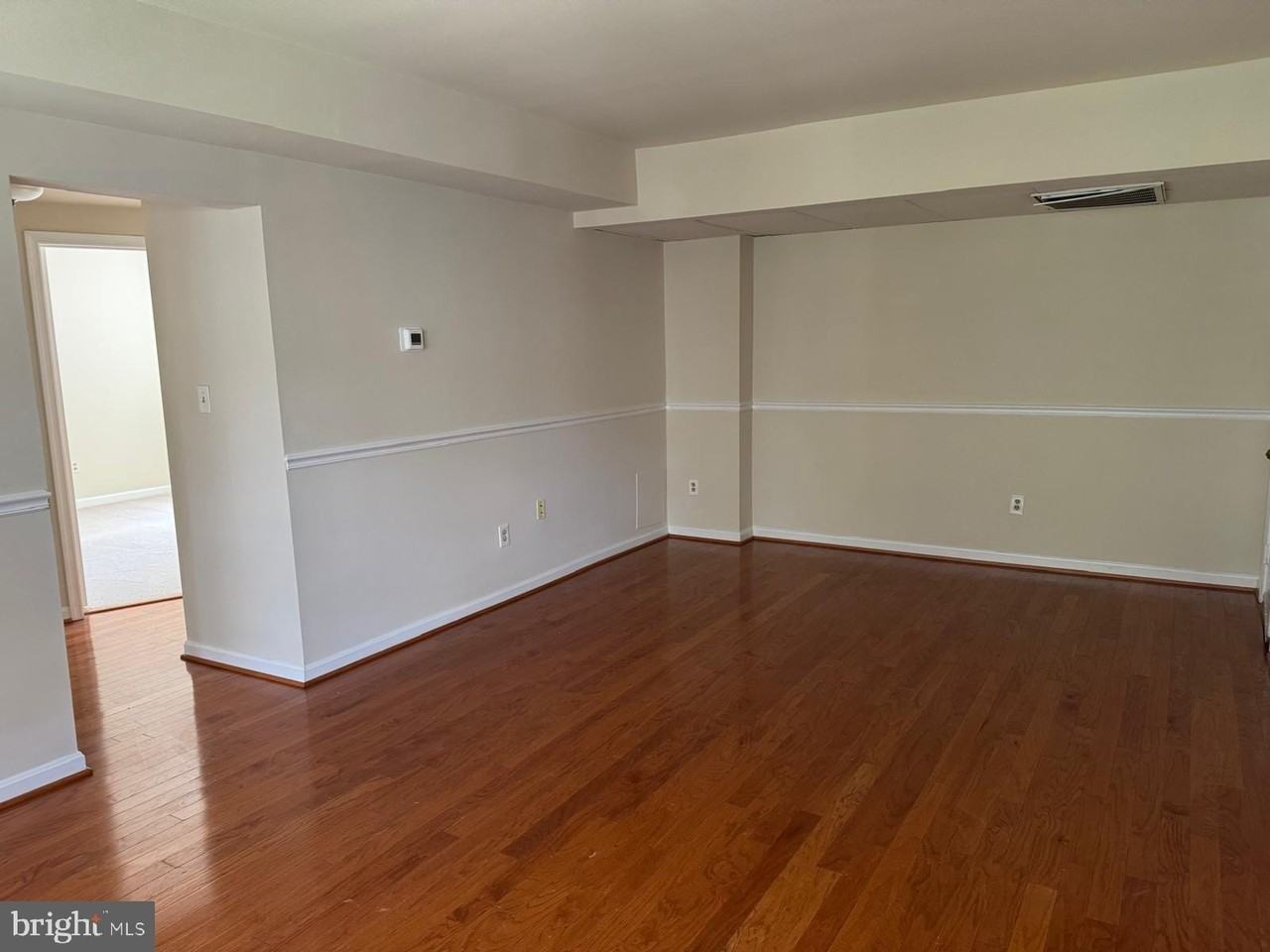 1720 N Queens Ln #3-172 - Photo 4 of 24