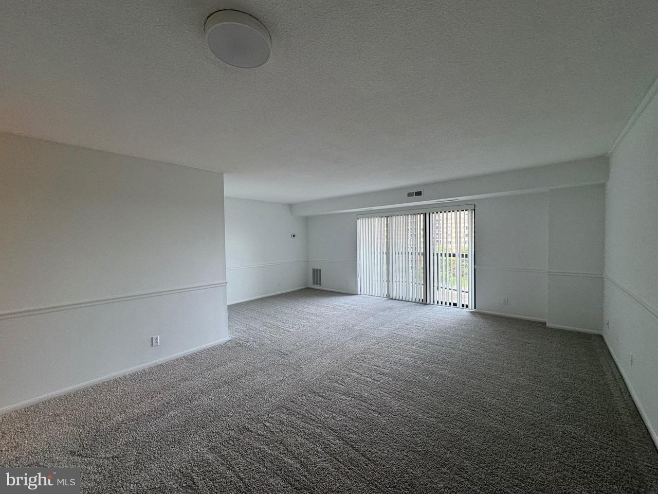 8350 Greensboro Dr #402 - Photo 5 of 43