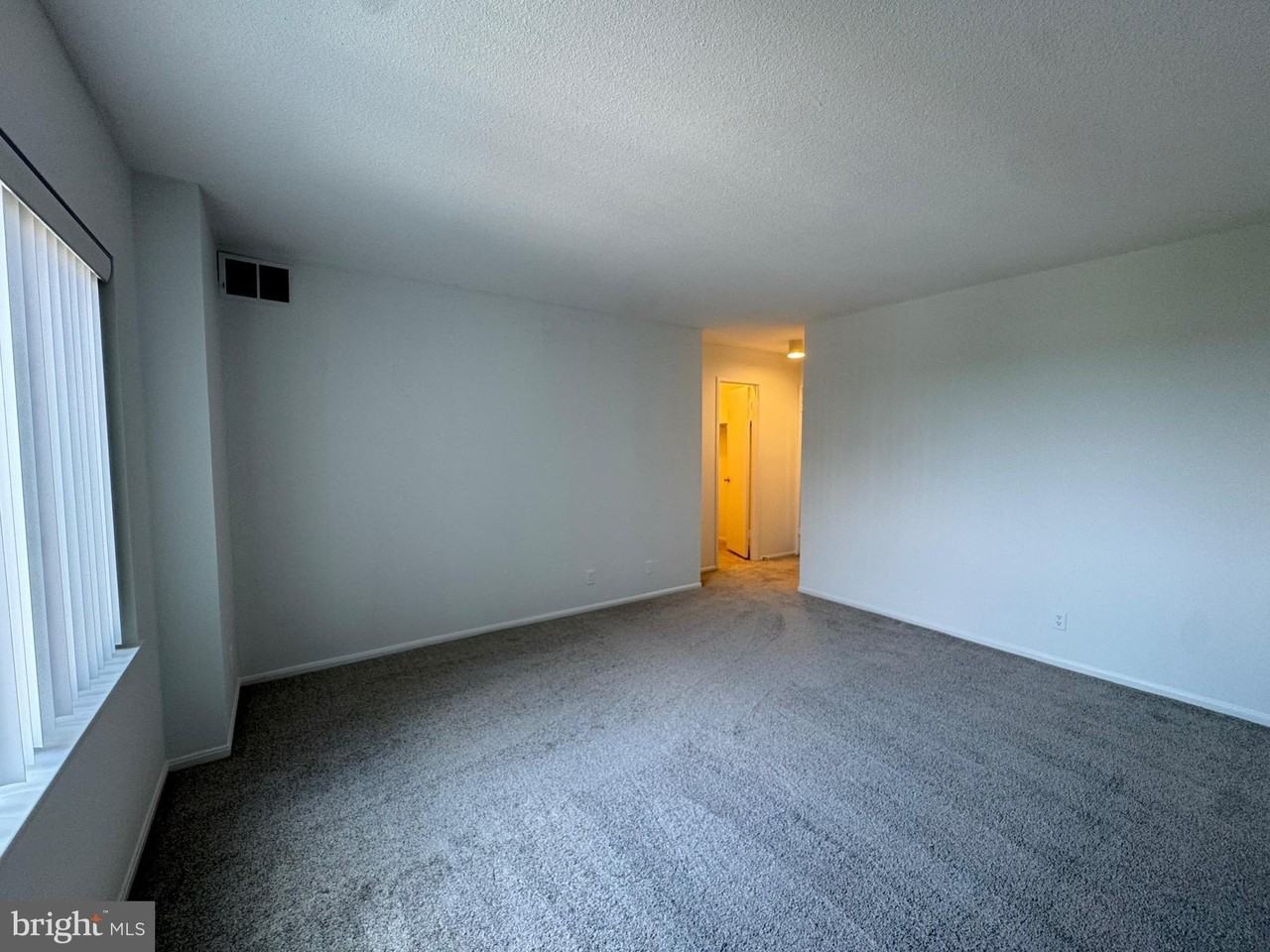 8350 Greensboro Dr #402 - Photo 6 of 43
