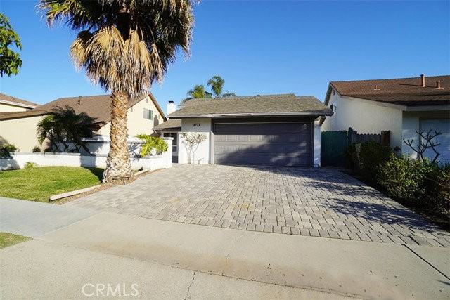 14722 Comet St - Photo 4 of 8