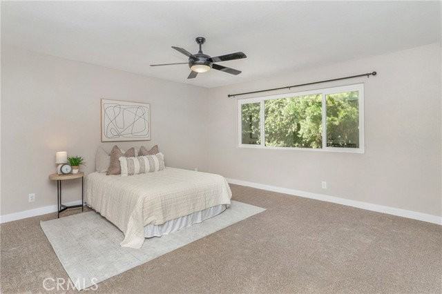 419 Fleming Ave - Photo 3 of 8