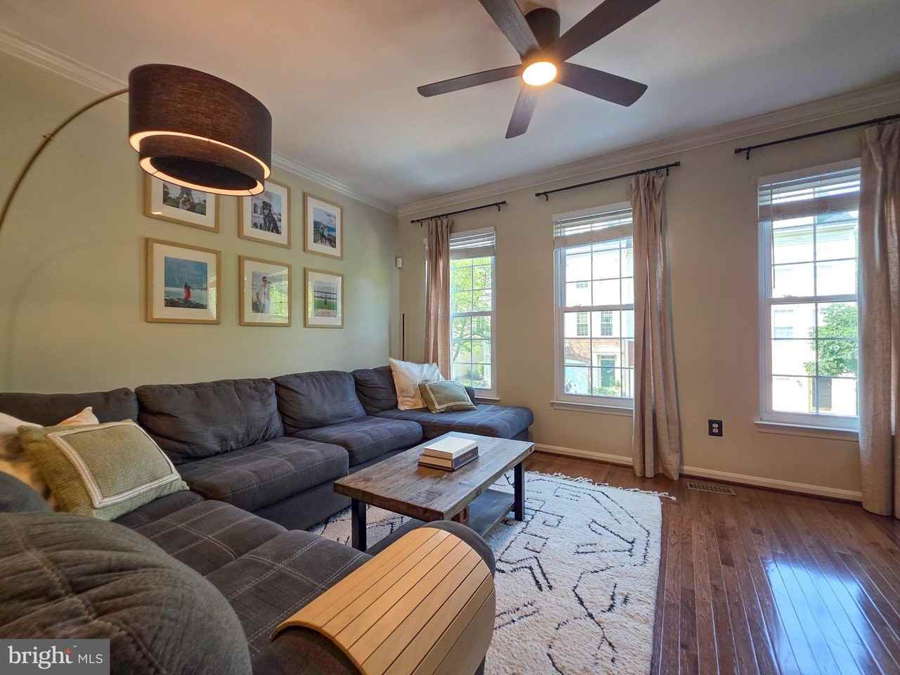 5303 Arapaho Ln - Photo 5 of 31