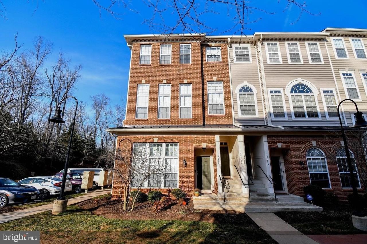 15260 Rosemont Manor Dr - Photo 2 of 23