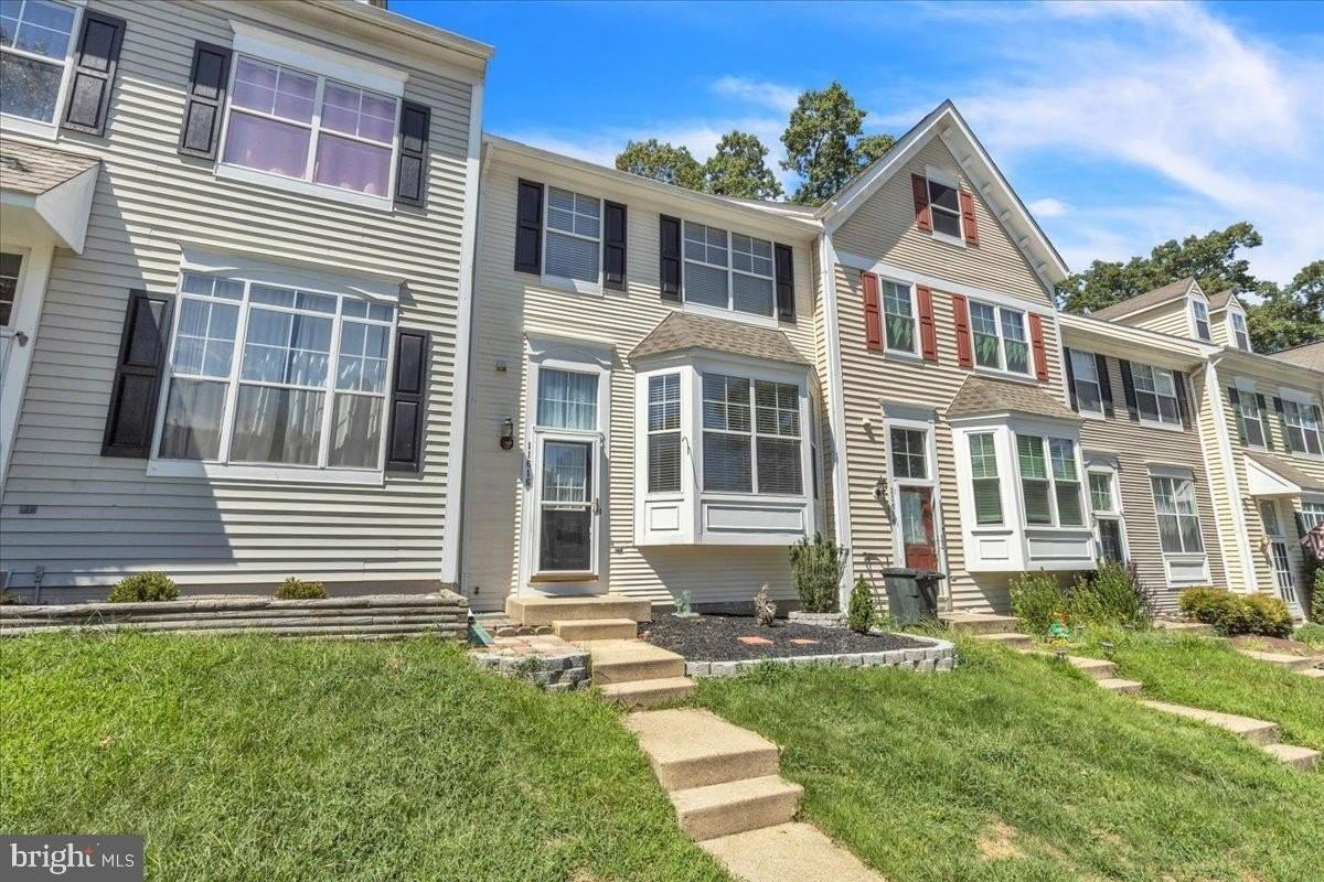 11616 Nellings Pl - Photo 2 of 33