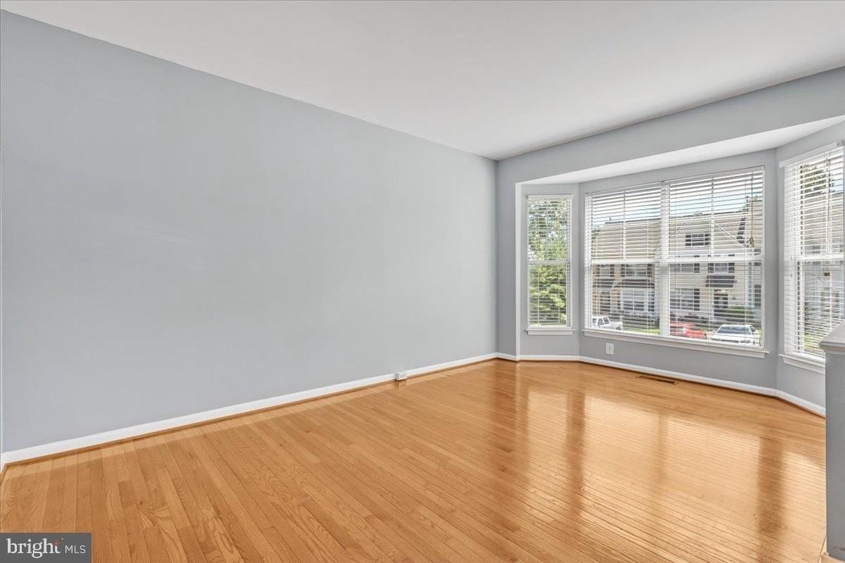 11616 Nellings Pl - Photo 4 of 33