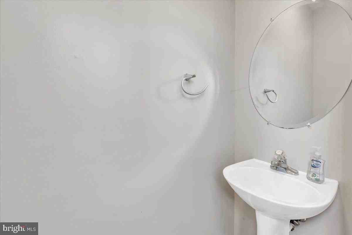 11616 Nellings Pl - Photo 7 of 33