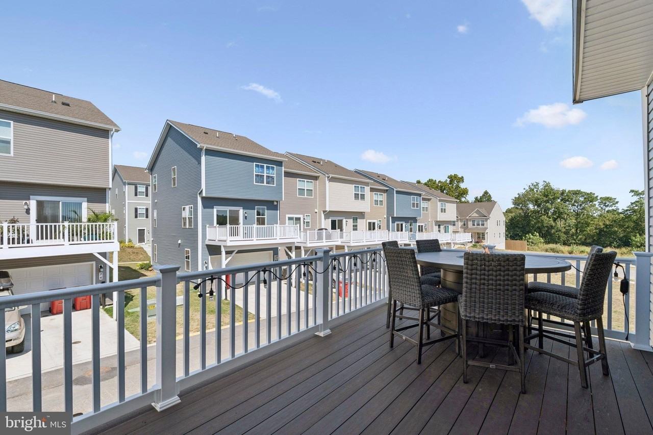 79 Swan Field Ave - Photo 2 of 22