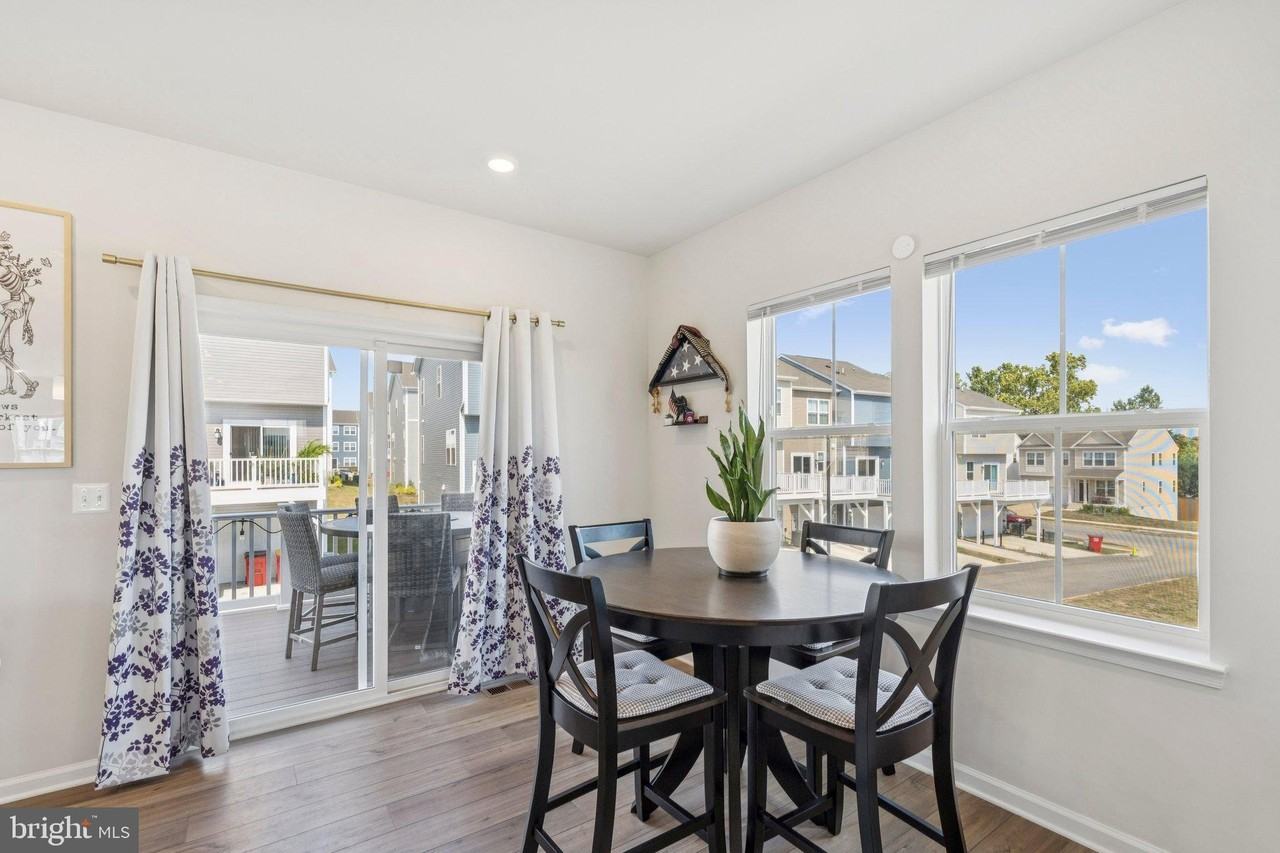 79 Swan Field Ave - Photo 6 of 22