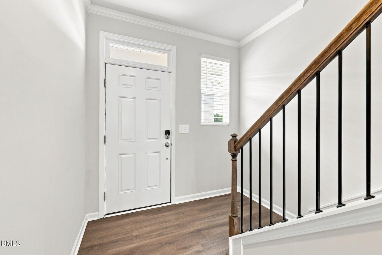 1101 Aberleigh Ln - Photo 6 of 50