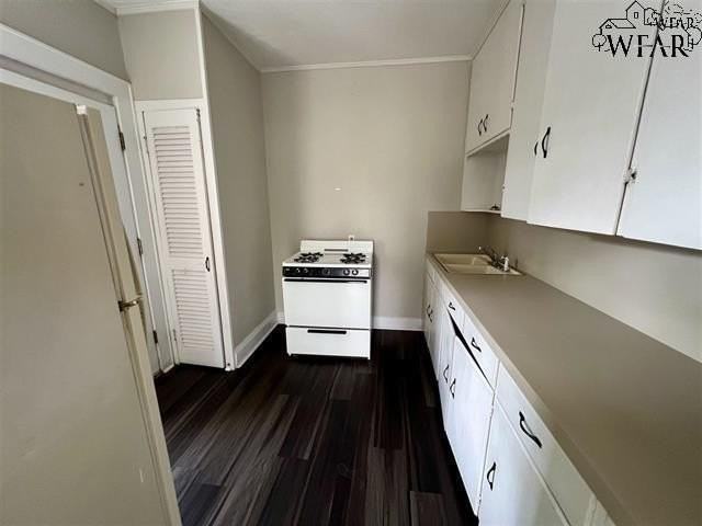 908 Denver St #E - Photo 6 of 13