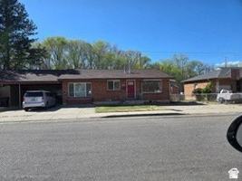 featured image of 490 Averett Ave