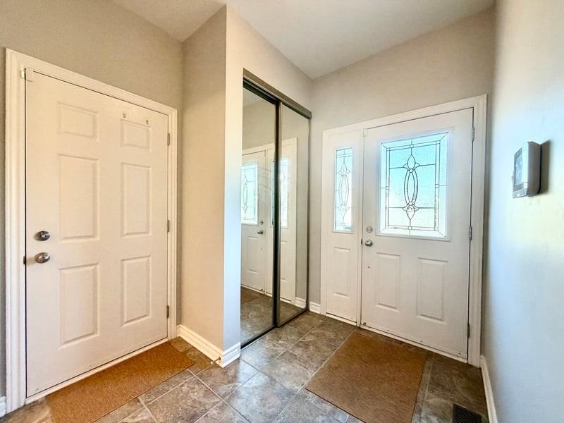314 Oakcrest Way - Photo 2 of 14