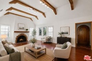 10530 Kinnard Ave - Photo 3 of 8