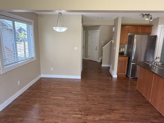 3715 11 St Nw - Photo 7 of 24