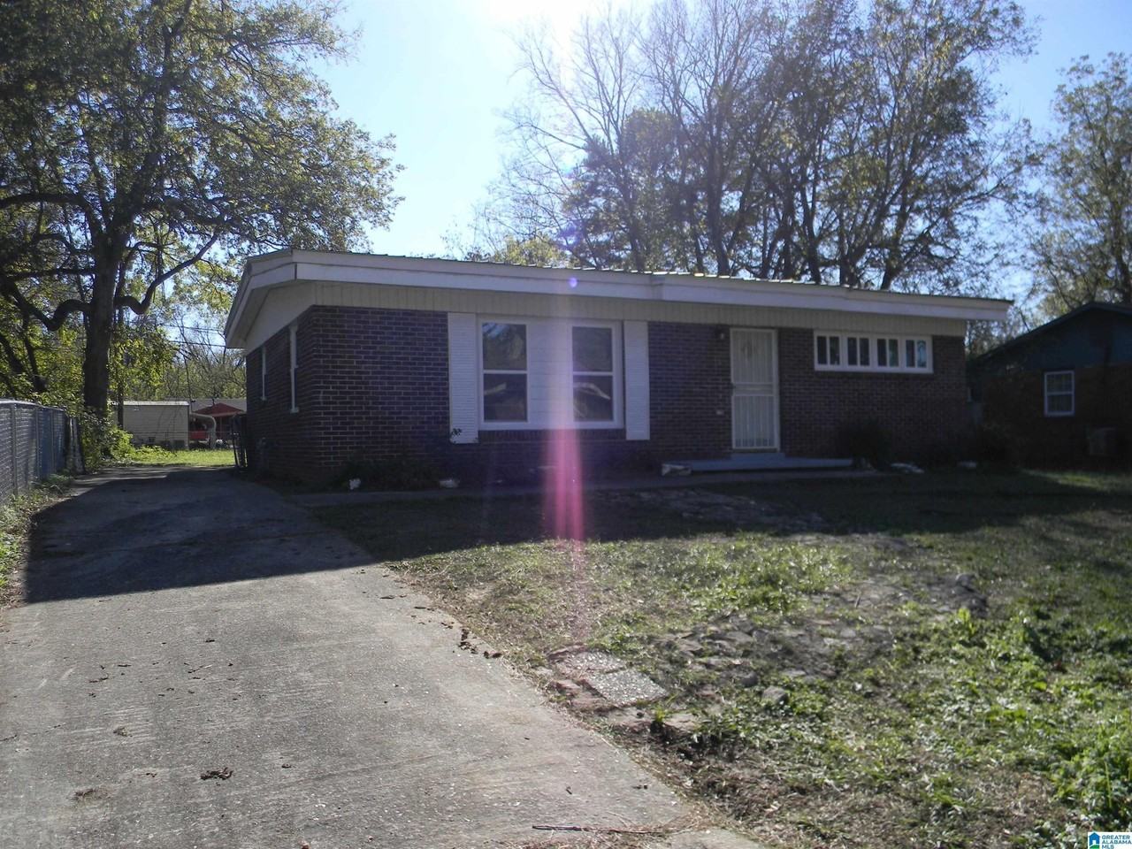 1201 Rayfield Dr - Photo 2 of 16