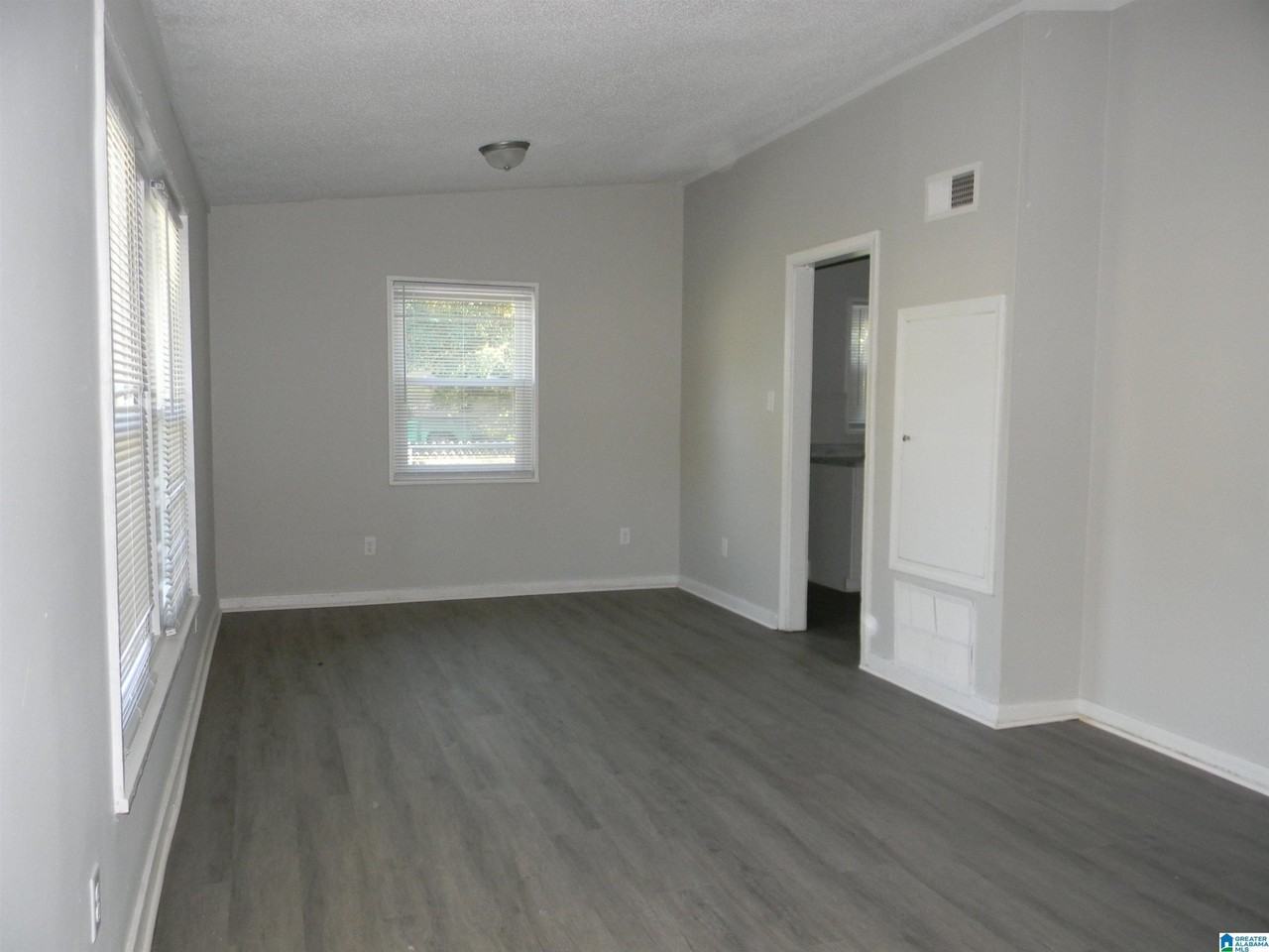 1201 Rayfield Dr - Photo 3 of 16