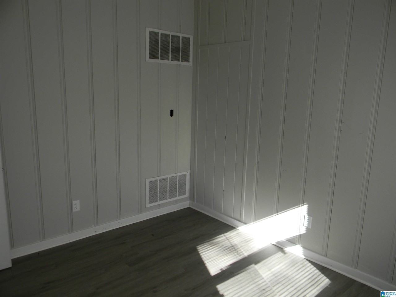1201 Rayfield Dr - Photo 5 of 16