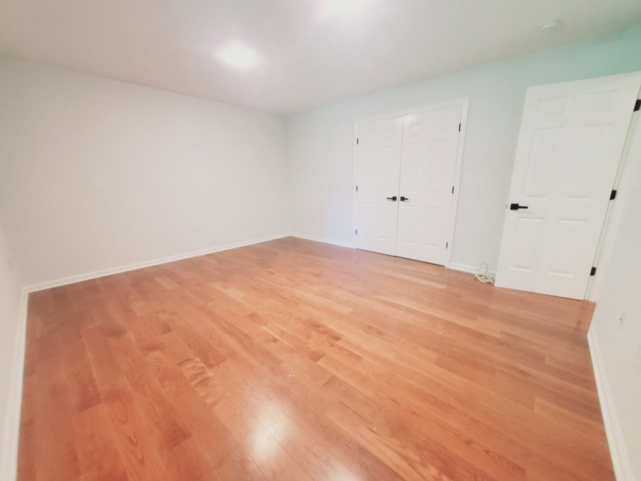 12 Hickory Dr #B - Photo 6 of 8