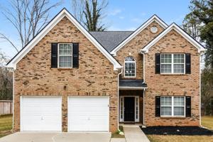 featured image of 4213 Kenwood Trl
