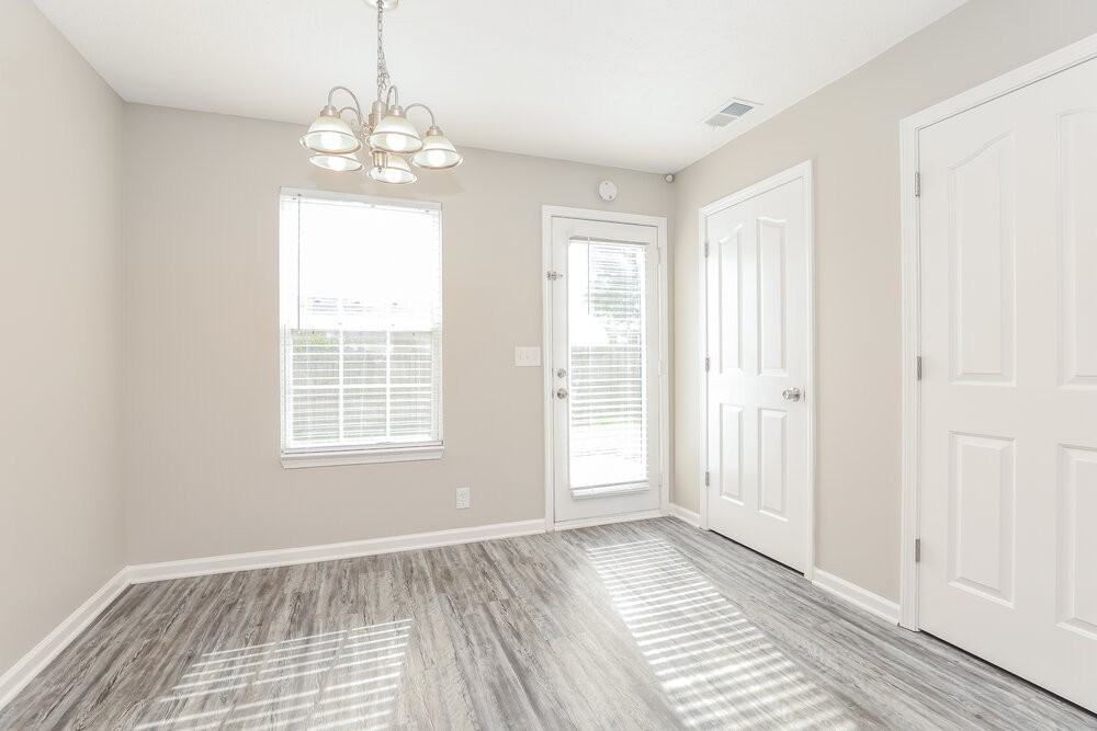 1283 Tiree Dr - Photo 6 of 16