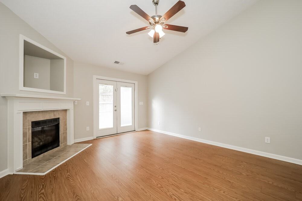 8416 Somerton Cir - Photo 4 of 16