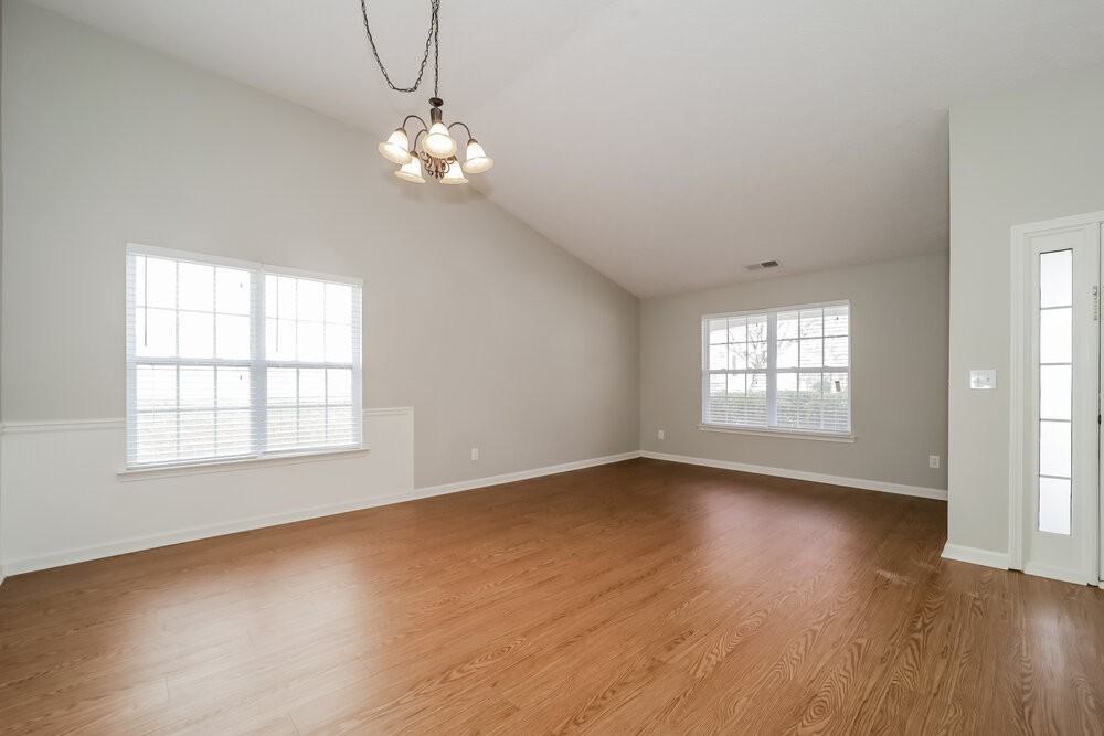 8416 Somerton Cir - Photo 5 of 16