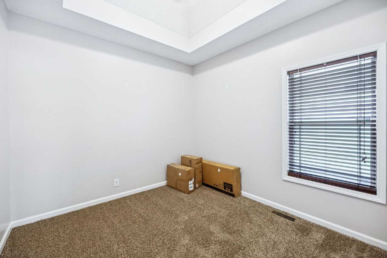 634 Hidden Valley Dr - Photo 6 of 27