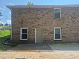 83 Lawn St Apt C #Apt C - Photo 1 of 1