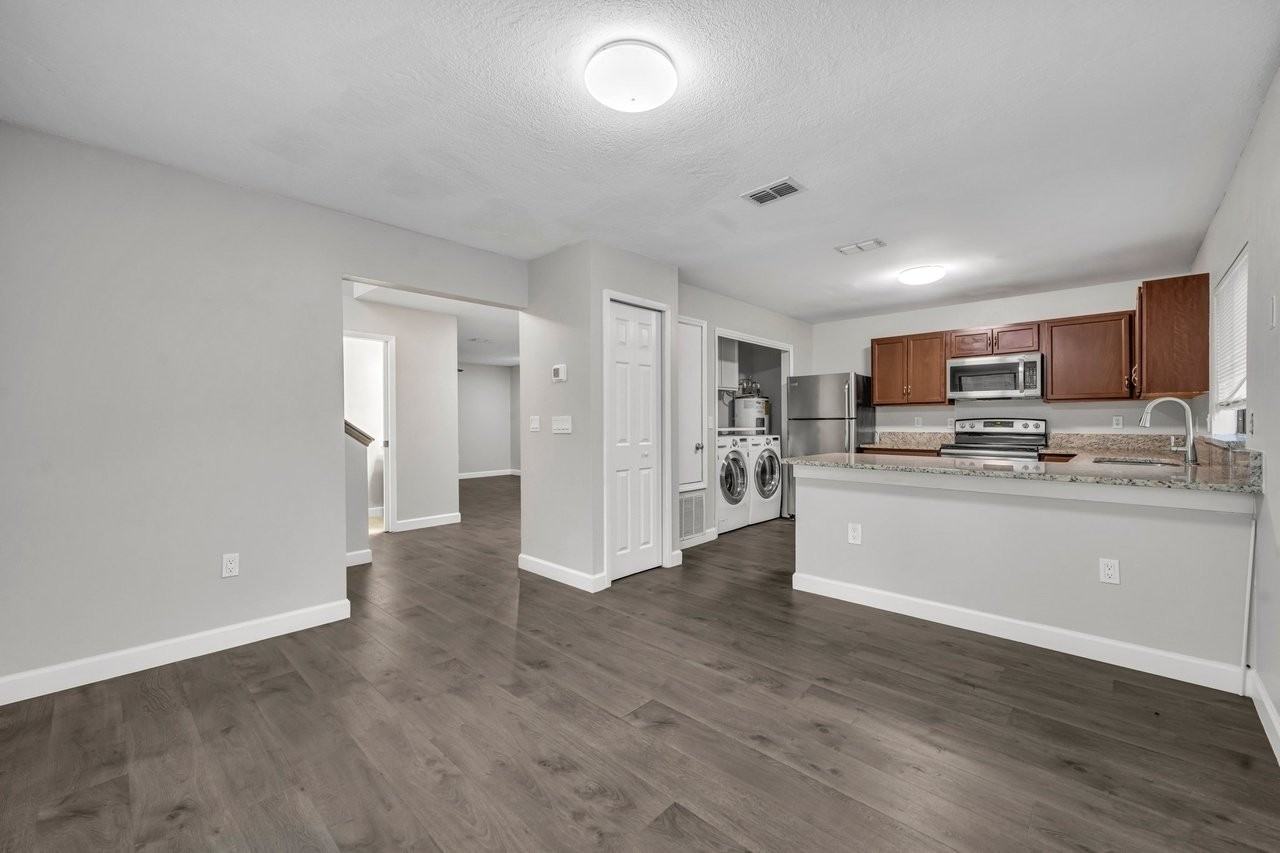 631 Olympic Dr - Photo 6 of 21