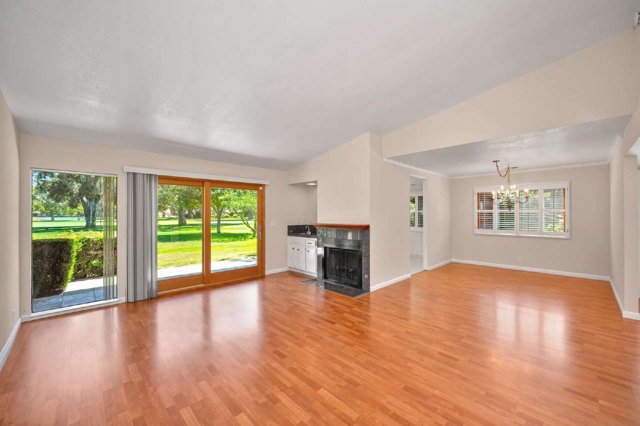 44771 Garden Ct - Photo 6 of 39