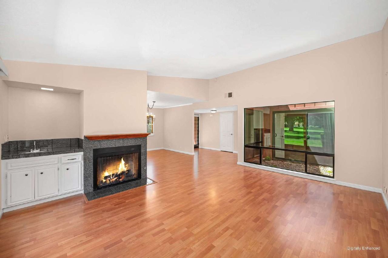 44771 Garden Ct - Photo 7 of 39