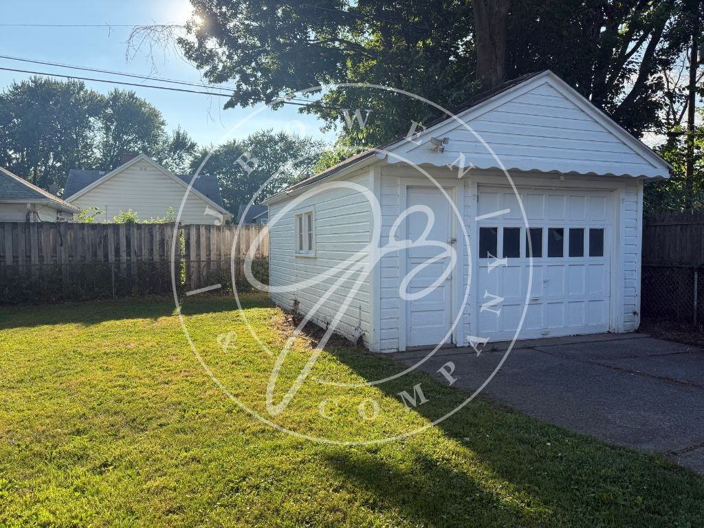 1903 Perth St - Photo 2 of 11