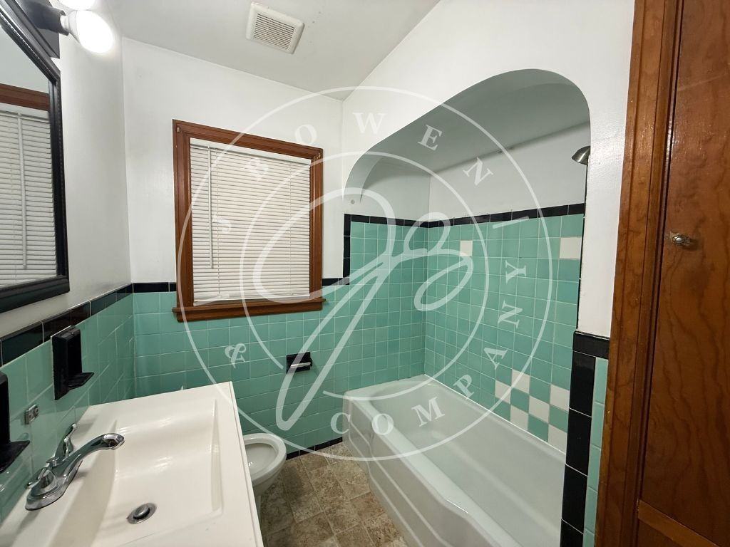 1903 Perth St - Photo 6 of 11