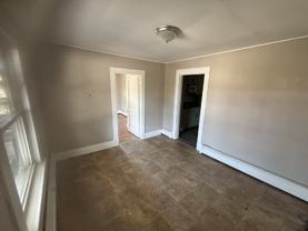 1116 Main St #B - Photo 1 of 1