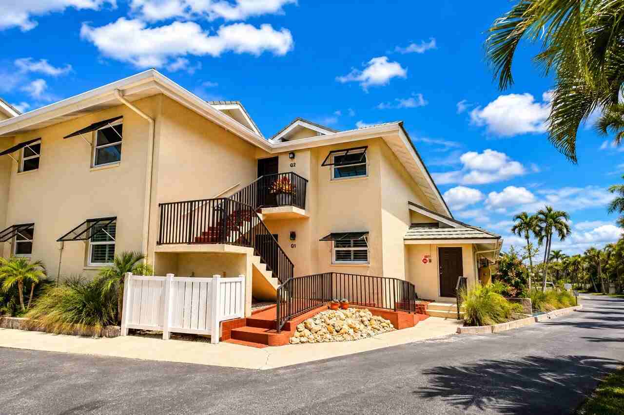 4660 Ocean Blvd #Q2 - Photo 2 of 20