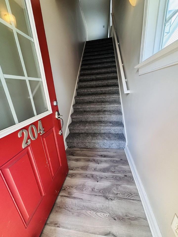43 Foxden Dr #204 - Photo 3 of 33