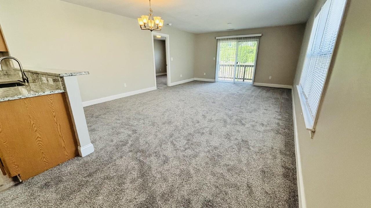 43 Foxden Dr #204 - Photo 6 of 33