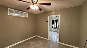 202 E Polk St - Photo 6 of 11