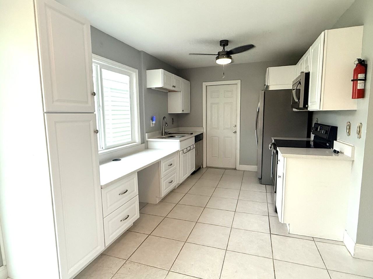 14666 Ingraham Blvd - Photo 5 of 17