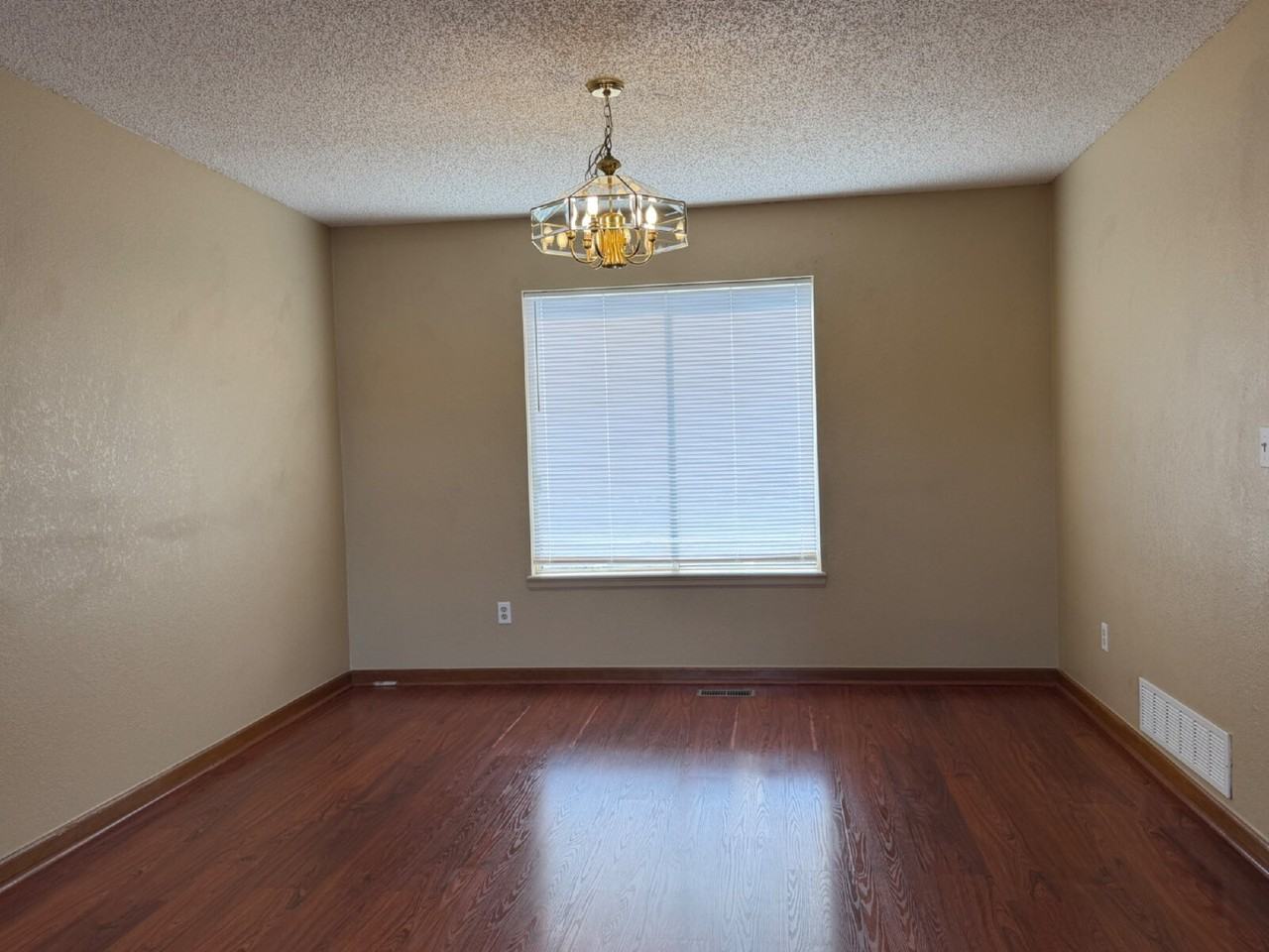 3883 S Gibralter St - Photo 3 of 18