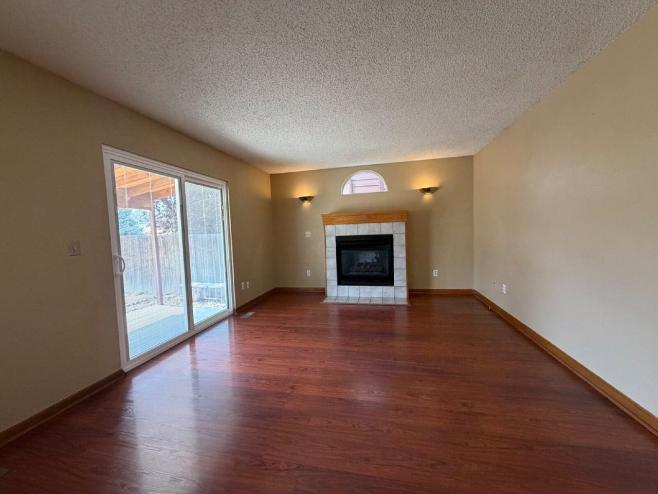 3883 S Gibralter St - Photo 7 of 18