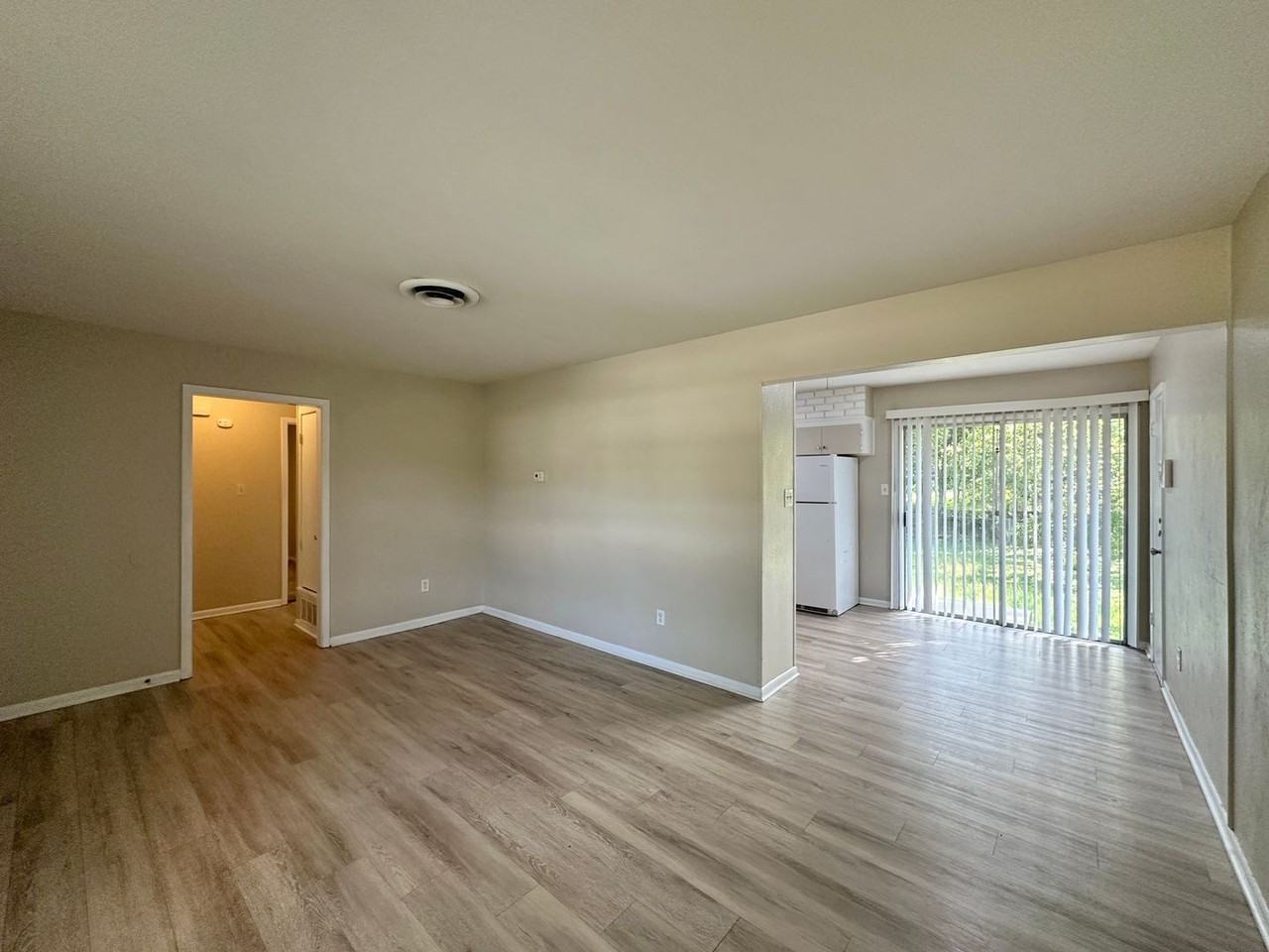 707 W Lincoln Ave - Photo 5 of 28