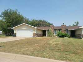featured image of 1460 N Northwest Pkwy