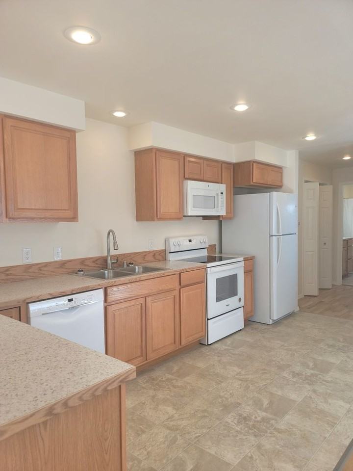 7308 24th Ave Nw - Photo 5 of 27