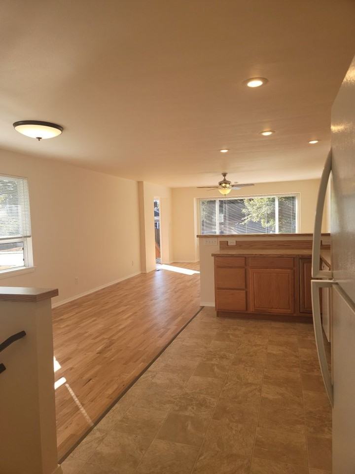 7308 24th Ave Nw - Photo 6 of 27