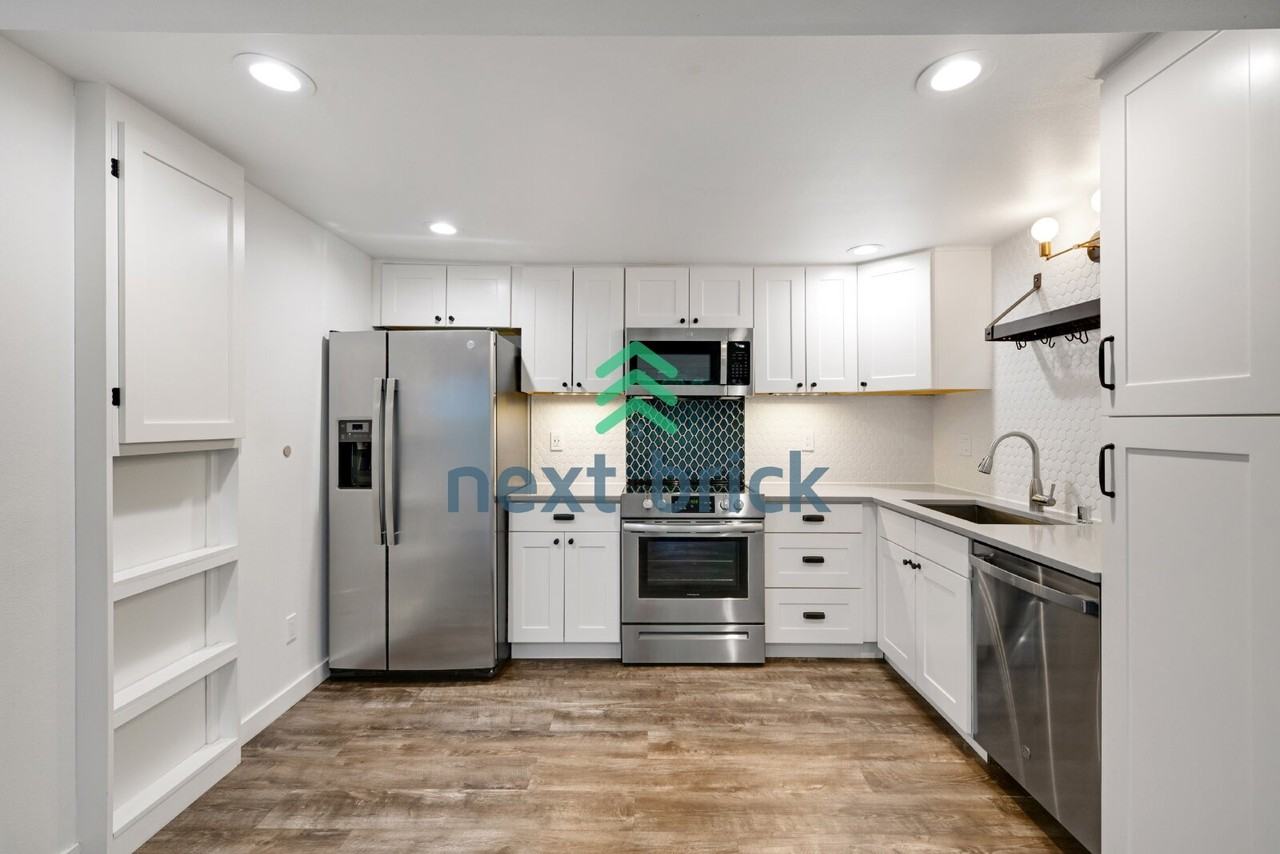 528 Ne Serpentine Pl - Photo 7 of 22