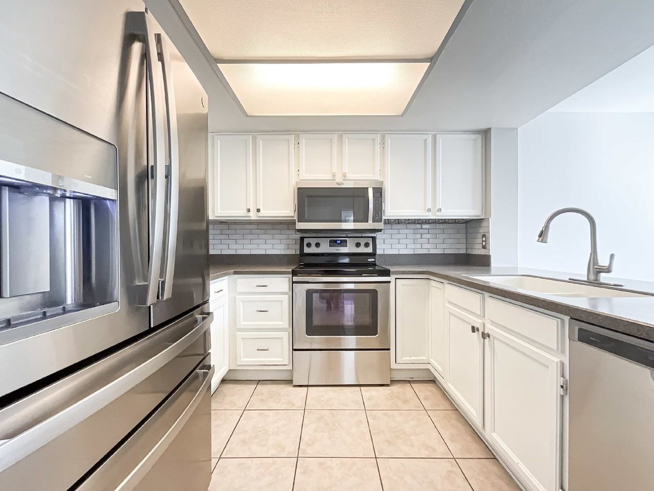 2455 E Broadway Rd #79 - Photo 7 of 30