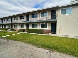 featured image of 2040 Beatrice Ct #4