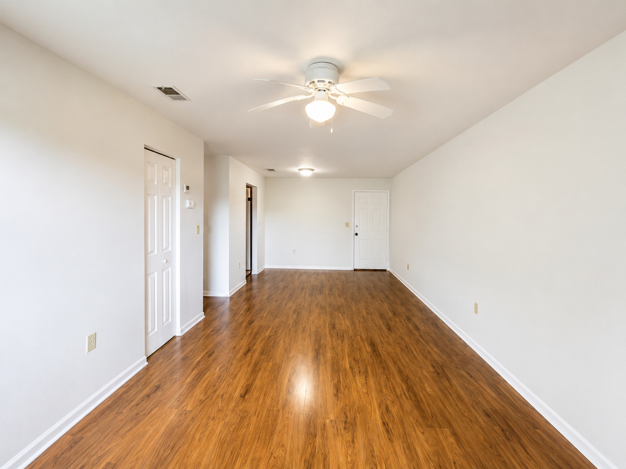 926 Lake Destiny Rd #G - Photo 3 of 14