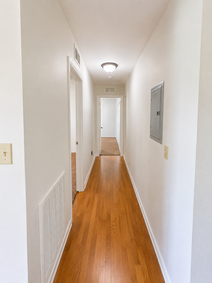 926 Lake Destiny Rd #G - Photo 7 of 14